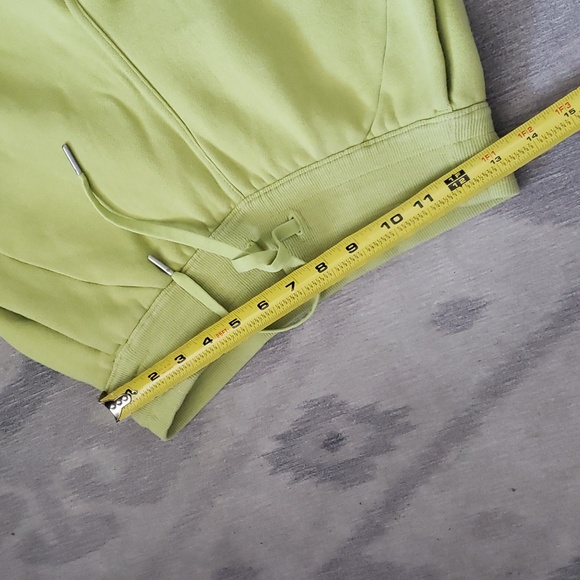 Lululemon line green scuba johgers size 4 - Picture 7 of 11